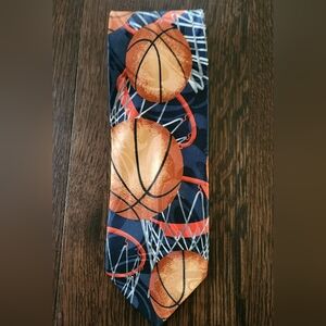 Vintage 🏀 Beverly Hills Polo Club 🏀 Basketball Blue Necktie EUC $18